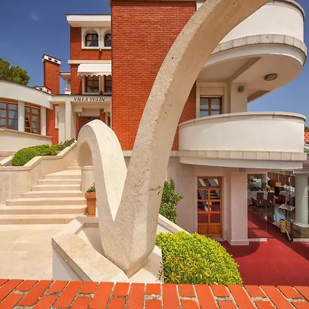 With Jacuzzi On The Riviera Villa